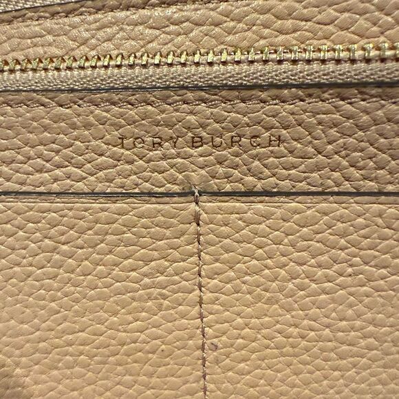 Tory Burch Beige Wallet with Gold Logo - Picture 4 of 15